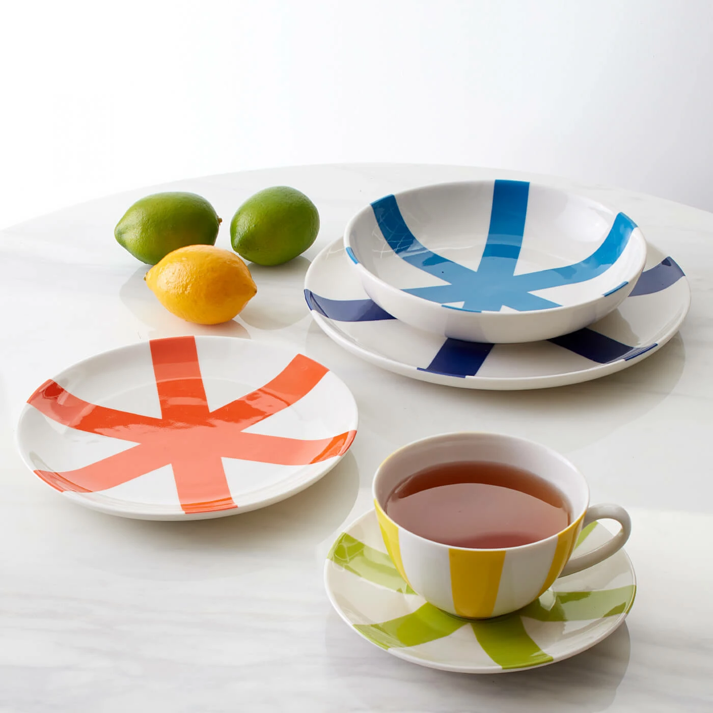 Jonathan Adler Helsinki Five-Piece Dinner Set - Image 6