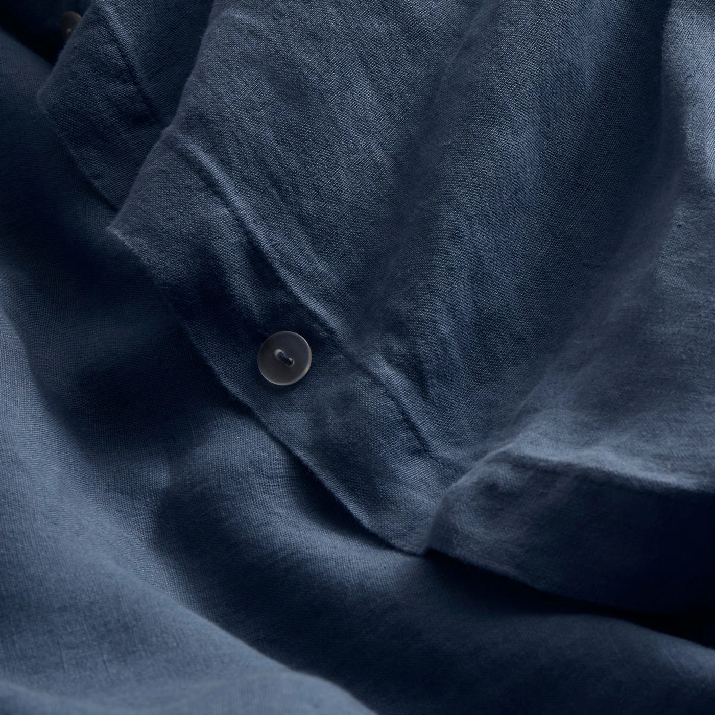 Jonathan Adler Getaway Linen Duvet Set - Image 9